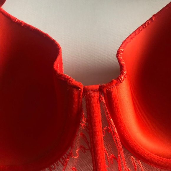 NWT Wolford Logo Obsessed Bustier Crop Top in Red Glow Size 34D - Picture 10 of 17